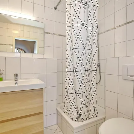 Апартаменты Strandschloesschen 18 Кюлунгсборн