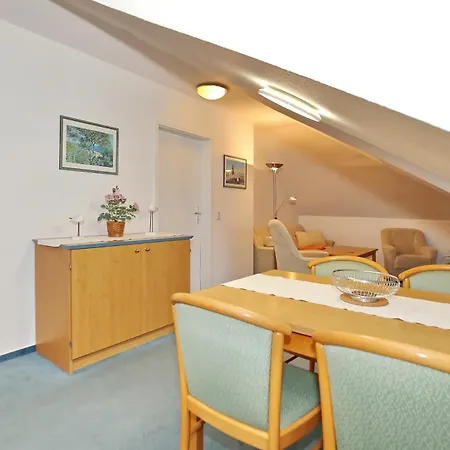 Strandschloesschen 18 Апартаменты *